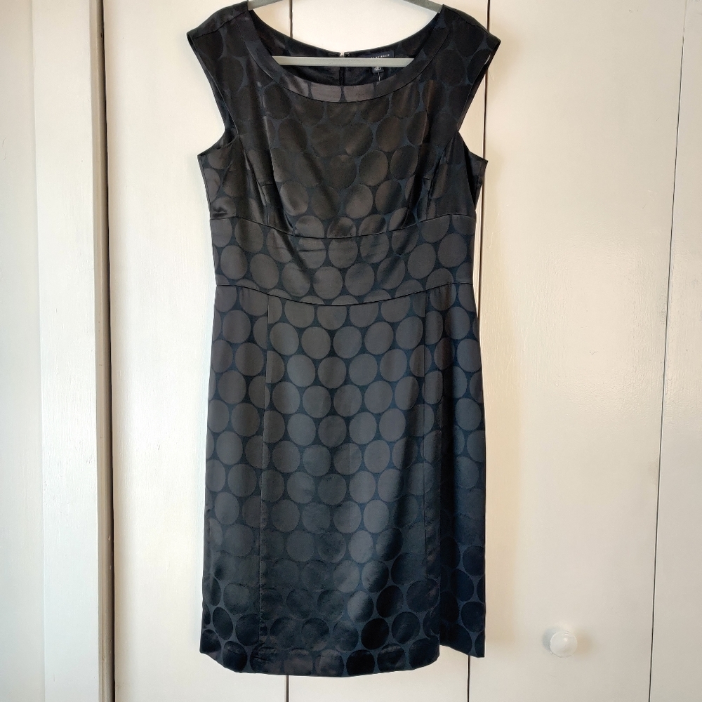 Banana Republic black dress in size 12